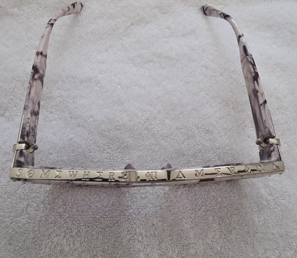 Elegant Patterned Sunglasses